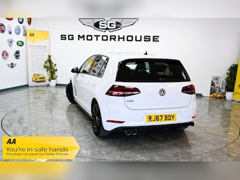 Used Volkswagen Golf 2017 for sale - 78431067: Photo