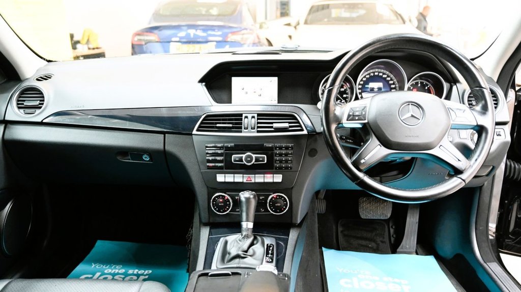 Used Mercedes-Benz C Class 2014 for sale - 76496019: Photo 3
