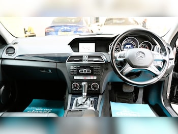 Used Mercedes-Benz C Class 2014 for sale - 76496019: Photo