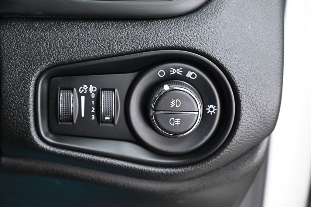 Used Jeep Renegade 2016 for sale - 78220772: Photo 22