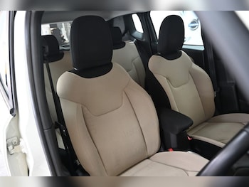 Used Jeep Renegade 2016 for sale - 78220772: Photo