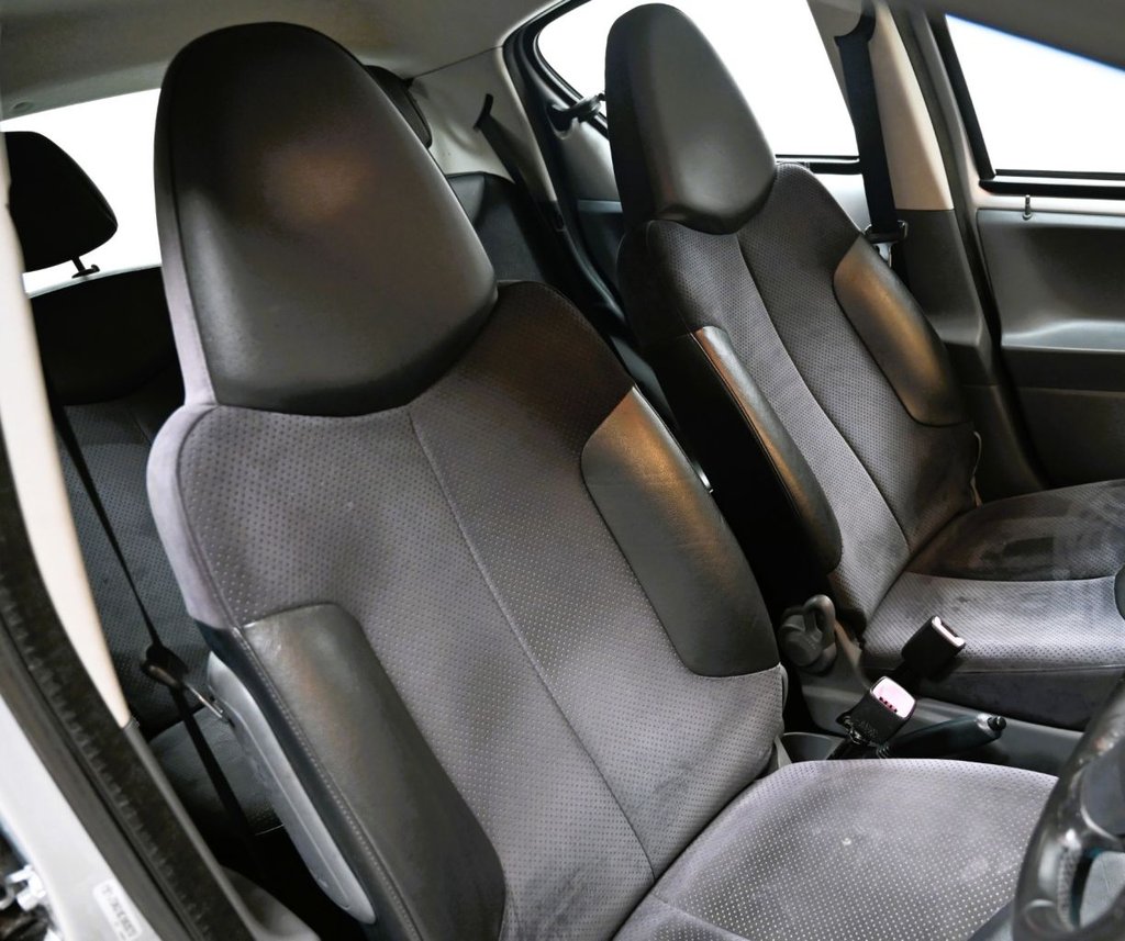 Used Toyota AYGO 2008 for sale - 77280663: Photo 4