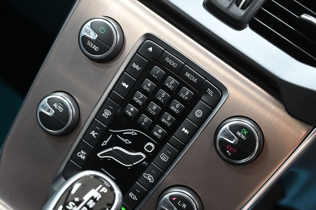 Used Volvo V40 2016 for sale - 77521349: Photo 18