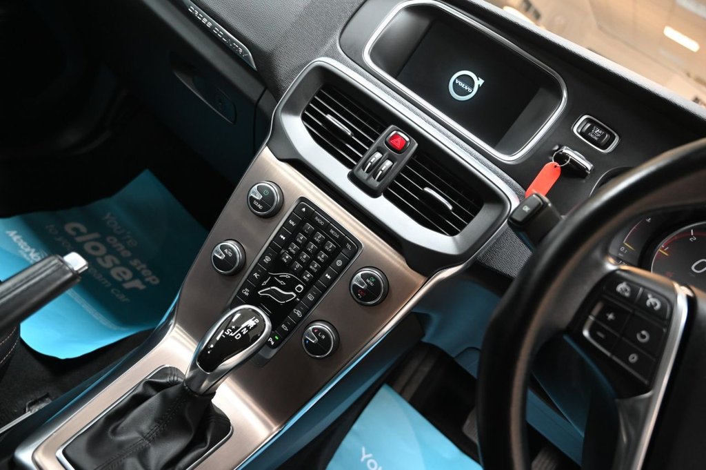 Used Volvo V40 2016 for sale - 77521349: Photo 20