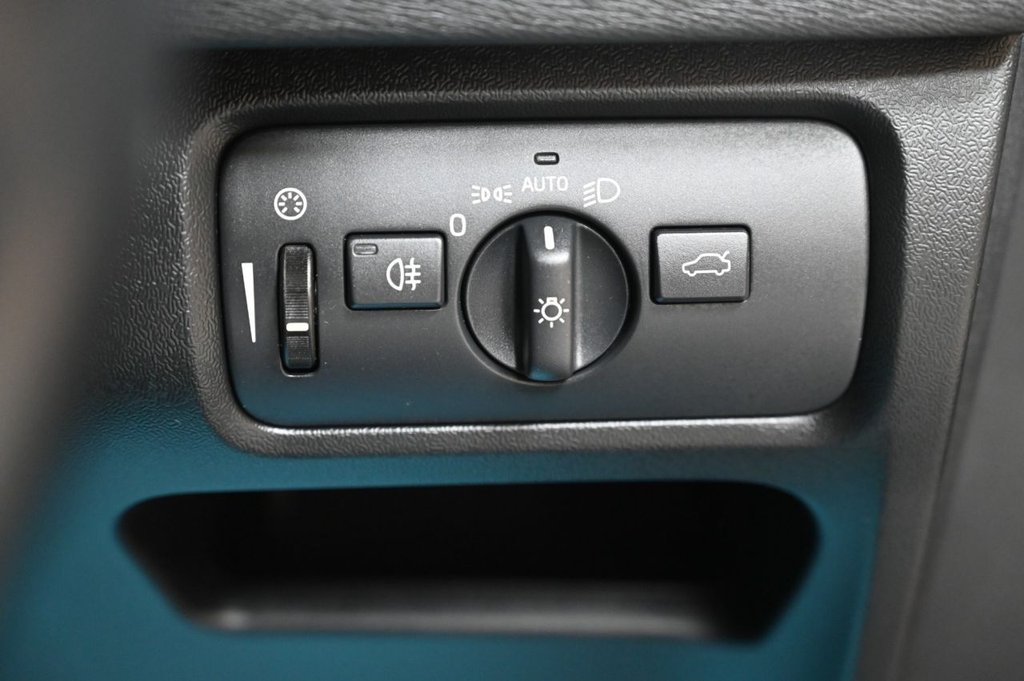 Used Volvo V40 2016 for sale - 77521349: Photo 22