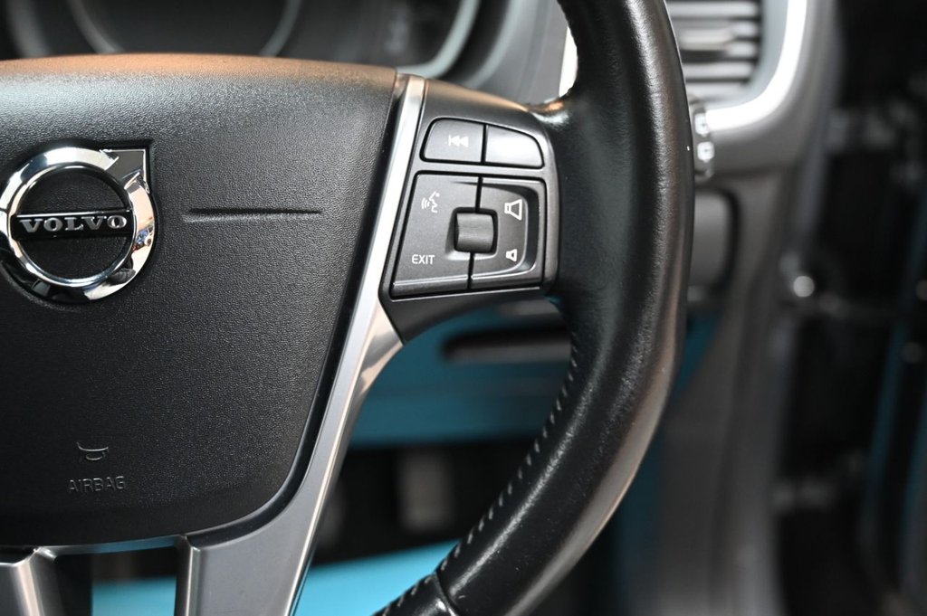 Used Volvo V40 2016 for sale - 77521349: Photo 28