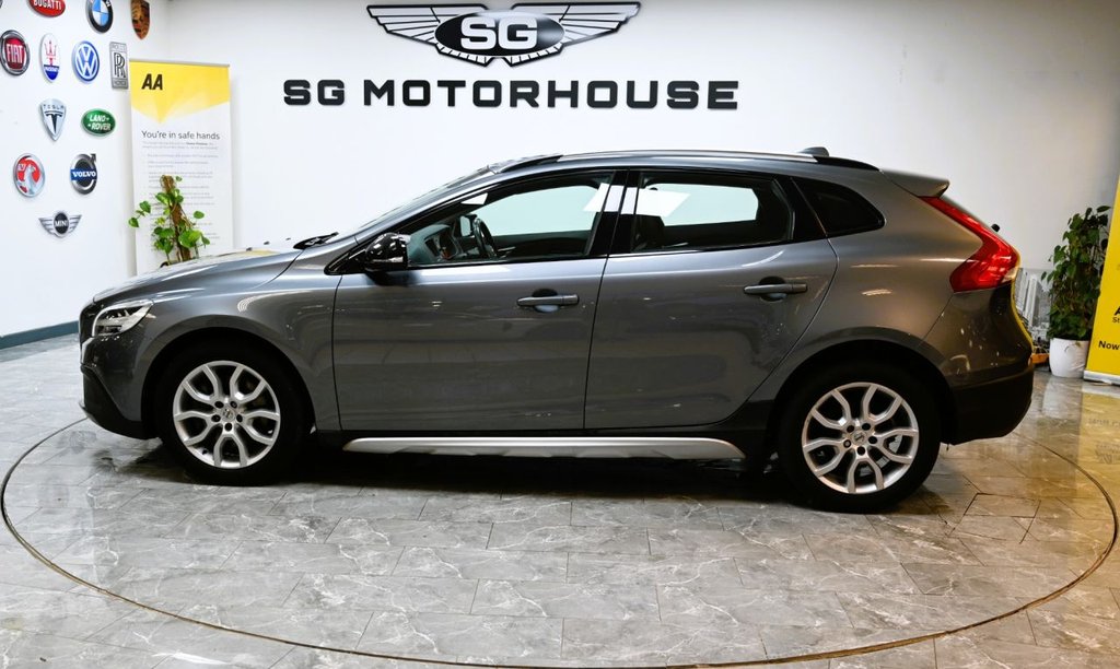 Used Volvo V40 2016 for sale - 77521349: Photo 9