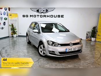 Volkswagen - Golf