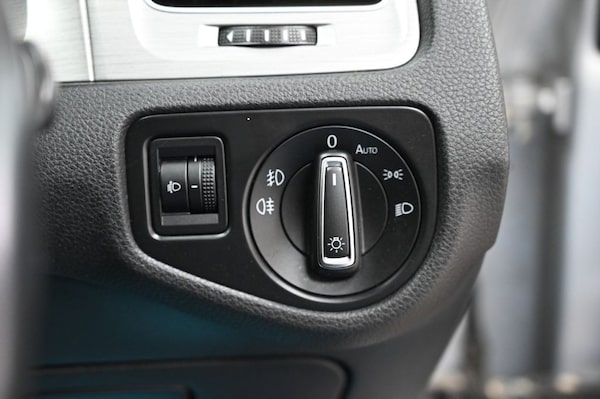 Used Volkswagen Golf 2015 for sale - 76312981: Photo 22