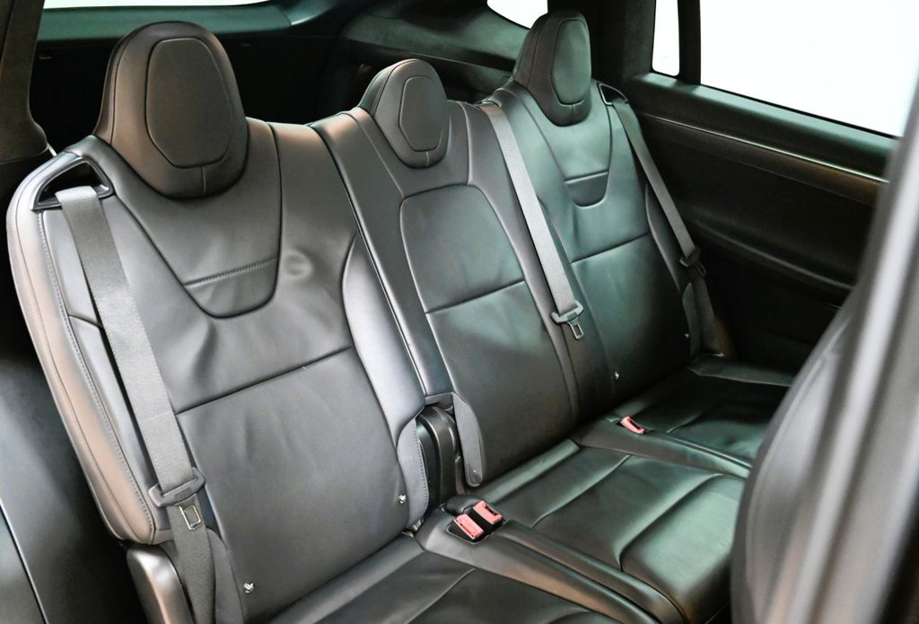 Used Tesla Model X 2017 for sale - 76703806: Photo 18