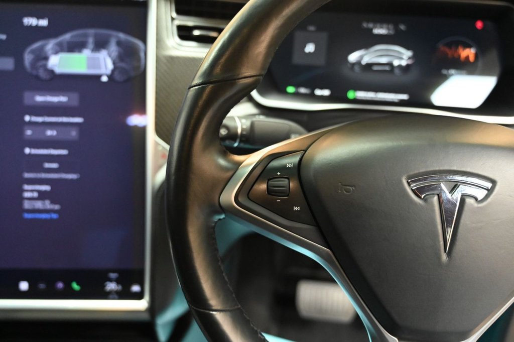 Used Tesla Model X 2017 for sale - 76703806: Photo 20