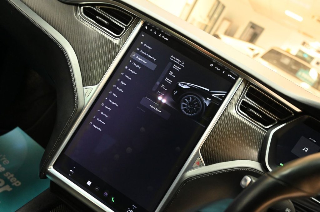 Used Tesla Model X 2017 for sale - 76703806: Photo 30