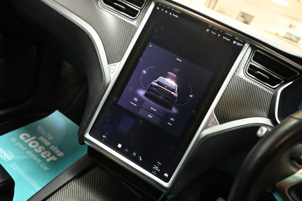 Used Tesla Model X 2017 for sale - 76703806: Photo 32