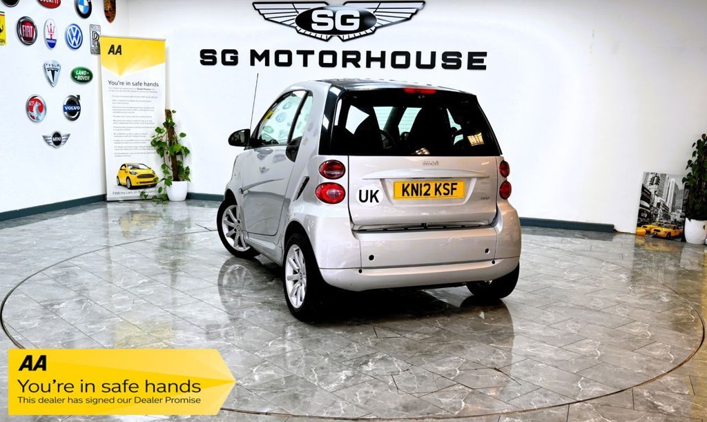 Used smart fortwo 2012 for sale - 77941804: Photo 2