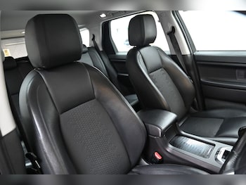 Used Land Rover Discovery Sport 2016 for sale - 75942876: Photo