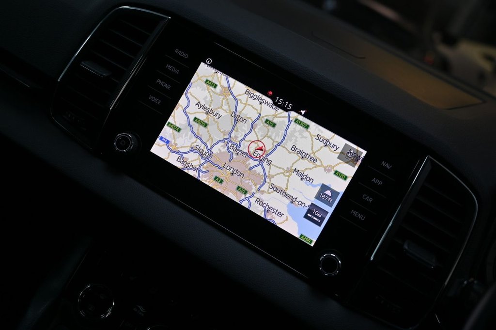 Used Skoda Karoq 2018 for sale - 76703805: Photo 14