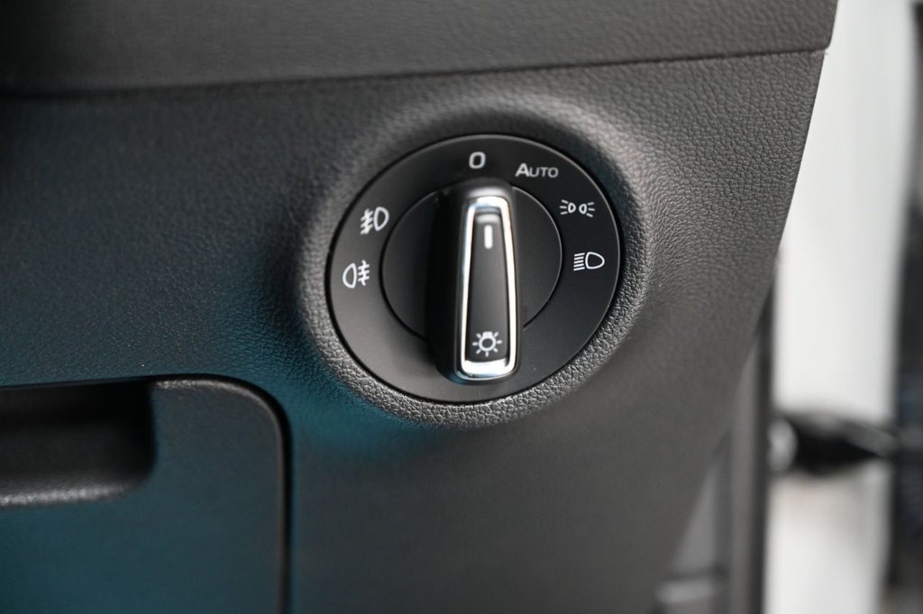 Used Skoda Karoq 2018 for sale - 76703805: Photo 15