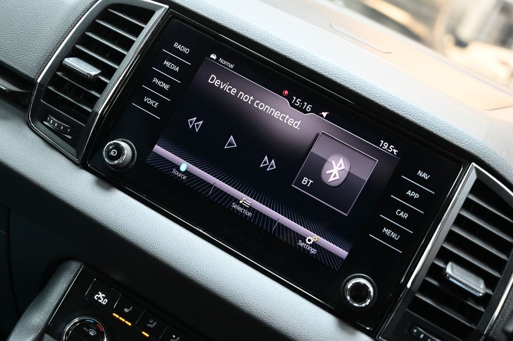 Used Skoda Karoq 2018 for sale - 76703805: Photo 28