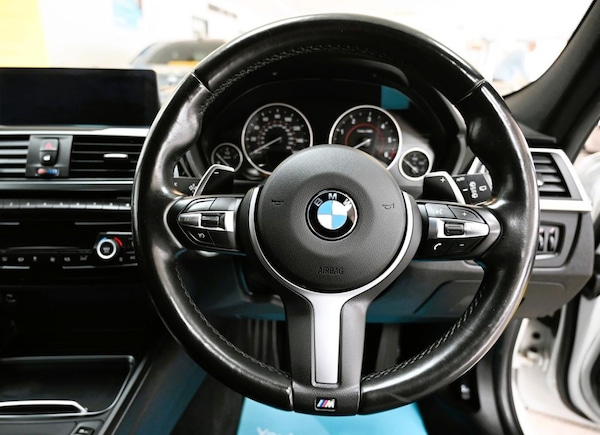 Used BMW 3 Series 2018 for sale - 76261395: Photo 11