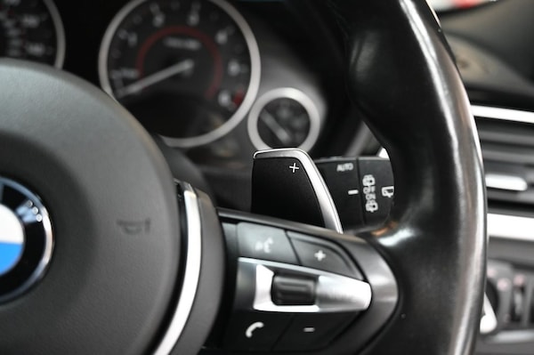 Used BMW 3 Series 2018 for sale - 76261395: Photo 16