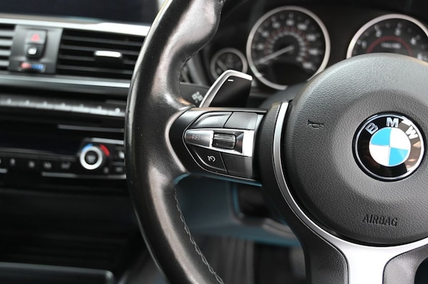 Used BMW 3 Series 2018 for sale - 76261395: Photo 24