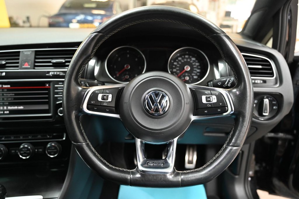 Used Volkswagen Golf 2015 for sale - 76586676: Photo 11