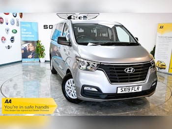 Used Hyundai i800 2019 for sale - 79363692: Photo