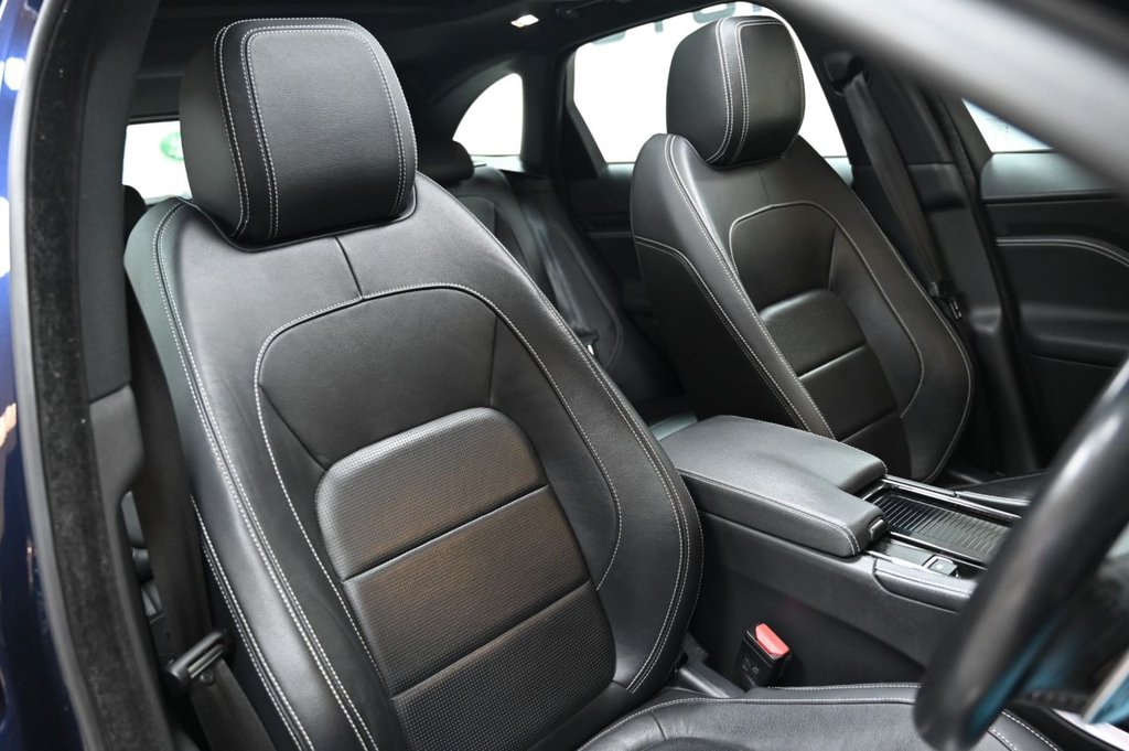 Used Jaguar F-Pace 2017 for sale - 77941803: Photo 15