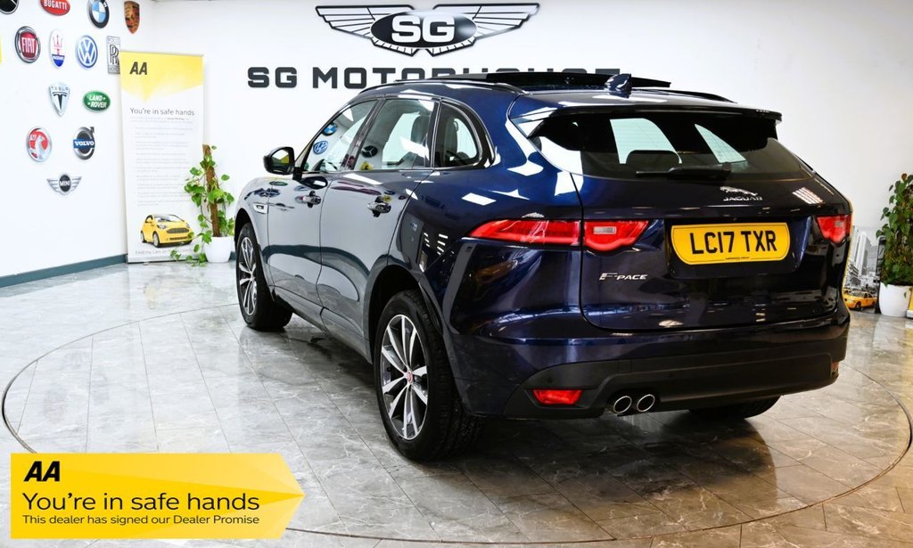 Used Jaguar F-Pace 2017 for sale - 77941803: Photo 2