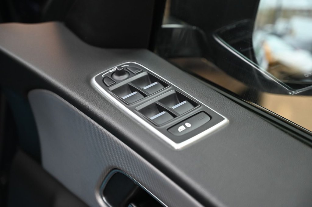 Used Jaguar F-Pace 2017 for sale - 77941803: Photo 26