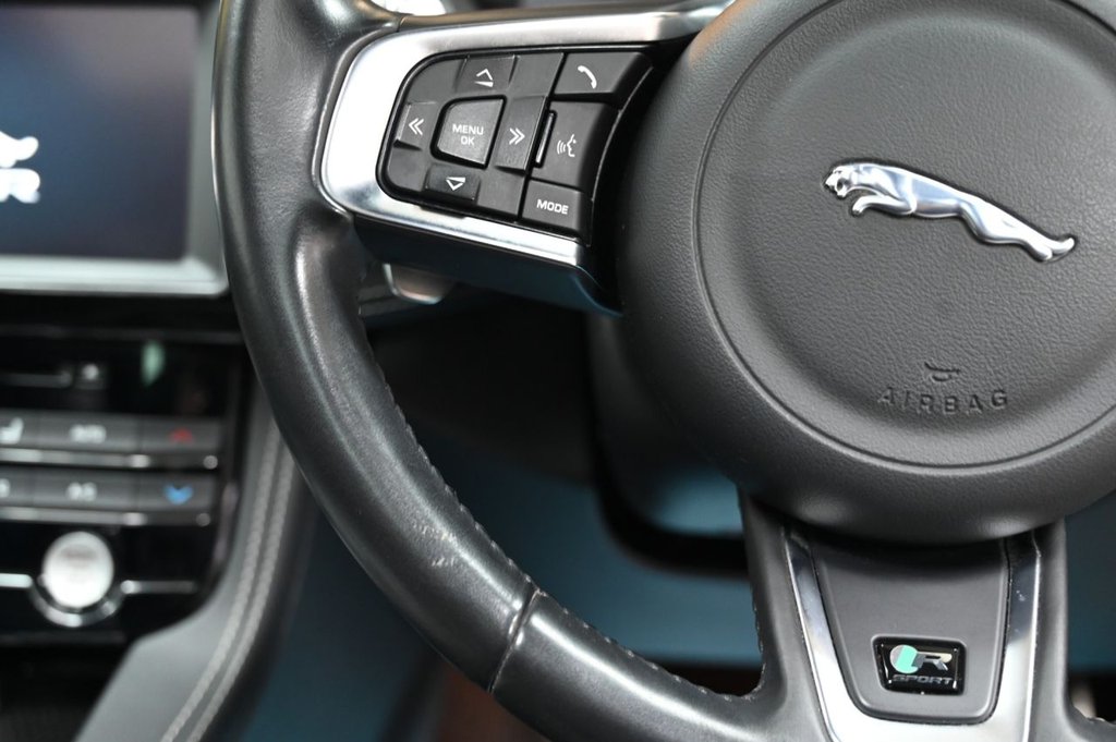 Used Jaguar F-Pace 2017 for sale - 77941803: Photo 27