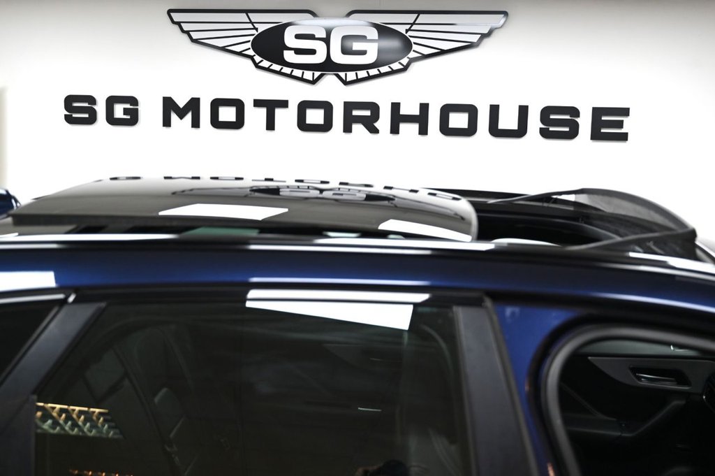 Used Jaguar F-Pace 2017 for sale - 77941803: Photo 3