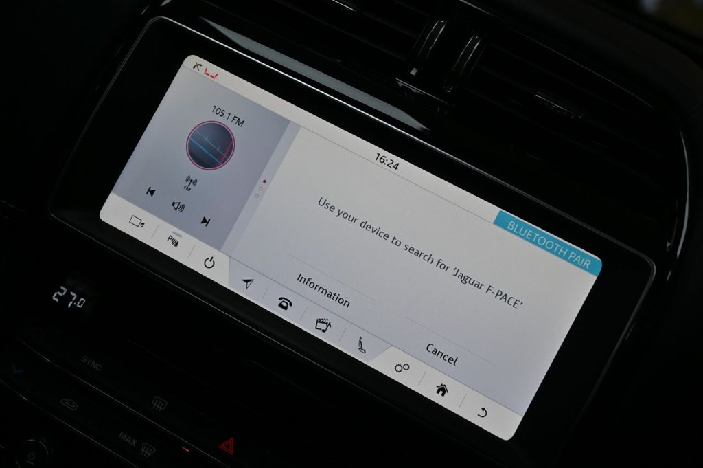 Used Jaguar F-Pace 2017 for sale - 77941803: Photo 32