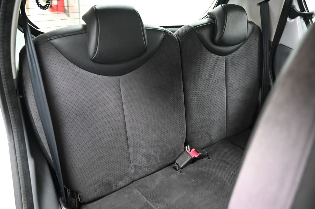 Used Toyota AYGO 2008 for sale - 77885080: Photo 16