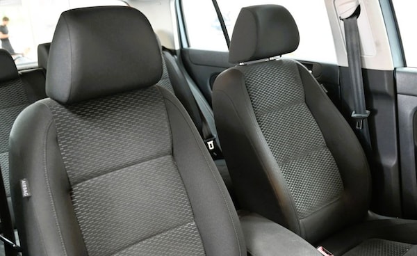 Used Volkswagen Golf Plus 2010 for sale - 76266638: Photo 4
