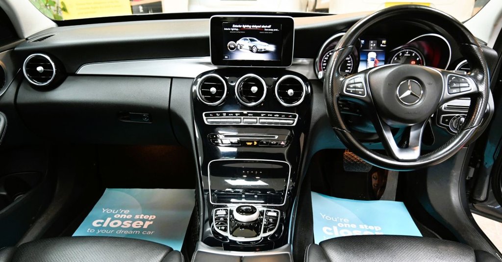 Used Mercedes-Benz C Class 2018 for sale - 76910087: Photo 4