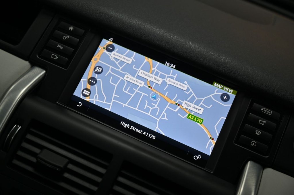 Used Land Rover Discovery Sport 2016 for sale - 77614165: Photo 18