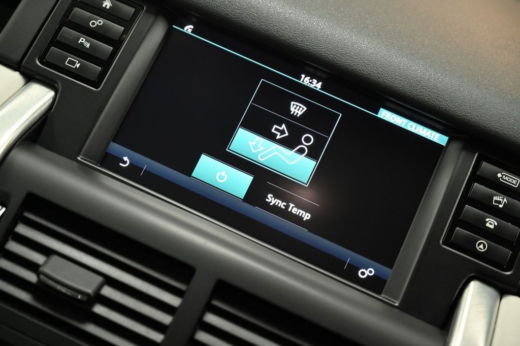 Used Land Rover Discovery Sport 2016 for sale - 77614165: Photo 30