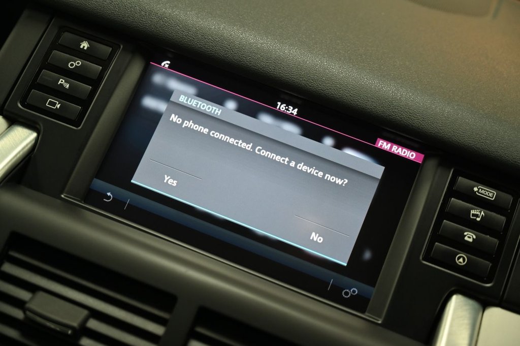 Used Land Rover Discovery Sport 2016 for sale - 77614165: Photo 32