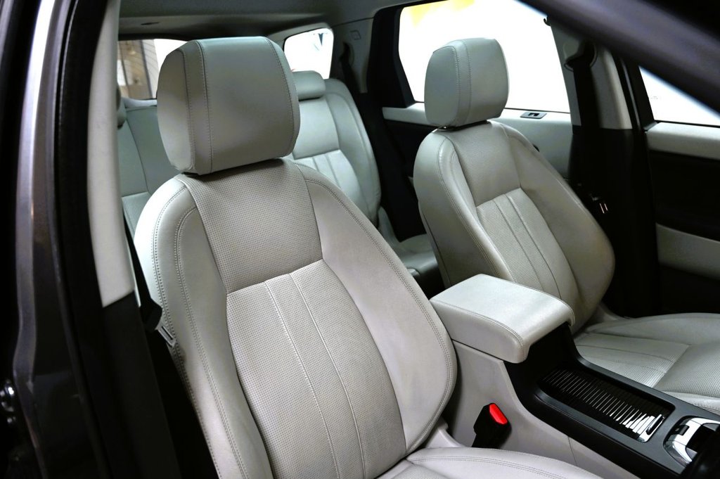 Used Land Rover Discovery Sport 2016 for sale - 77614165: Photo 5