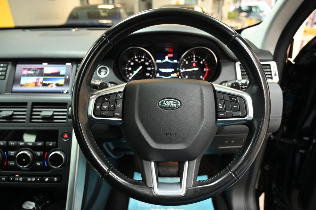 Used Land Rover Discovery Sport 2018 for sale - 76535599: Photo 11