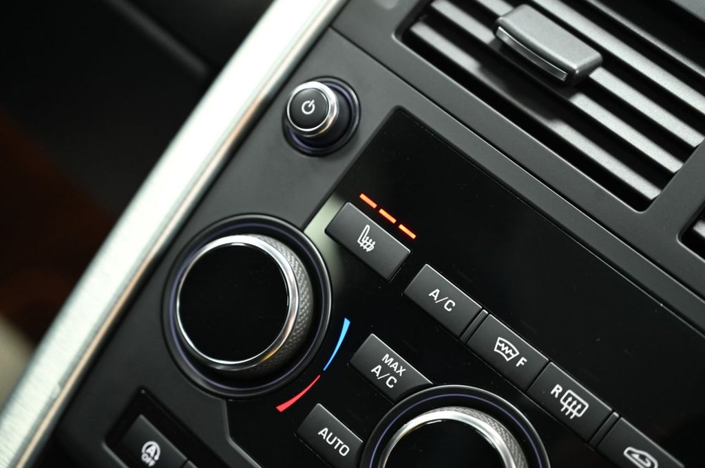 Used Land Rover Discovery Sport 2018 for sale - 76535599: Photo 13