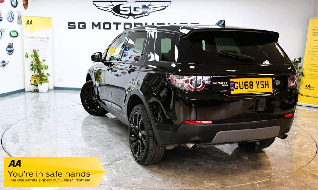 Used Land Rover Discovery Sport 2018 for sale - 76535599: Photo 2