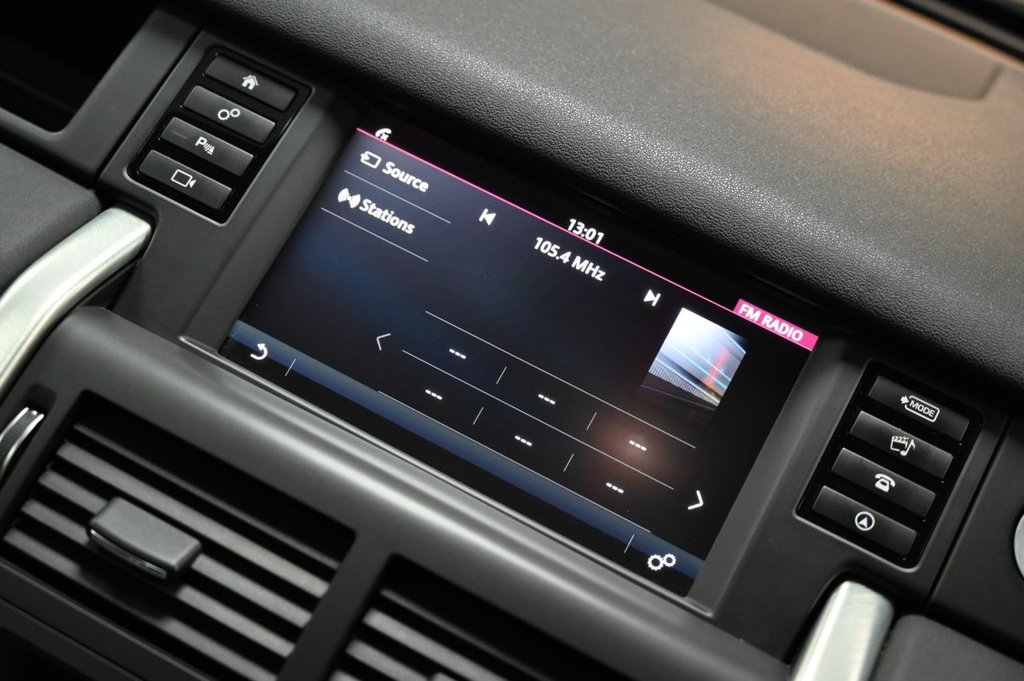 Used Land Rover Discovery Sport 2018 for sale - 76535599: Photo 25