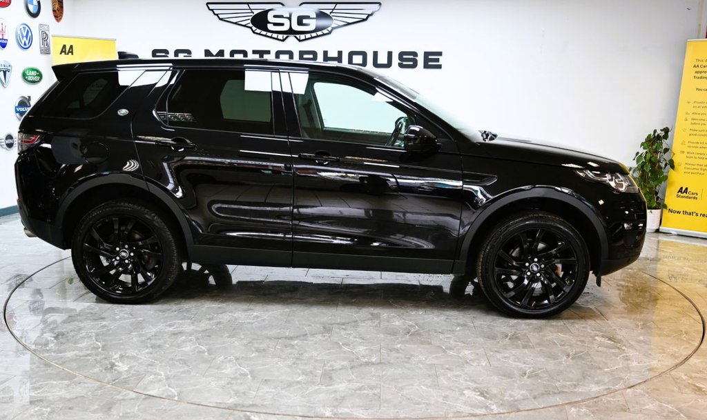 Used Land Rover Discovery Sport 2018 for sale - 76535599: Photo 7