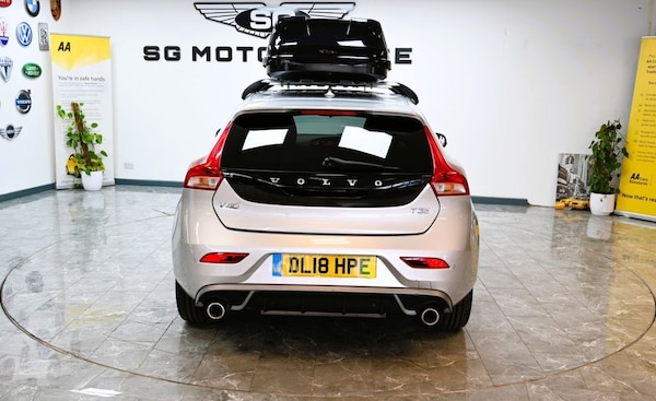 Used Volvo V40 2018 for sale - 76261381: Photo 10