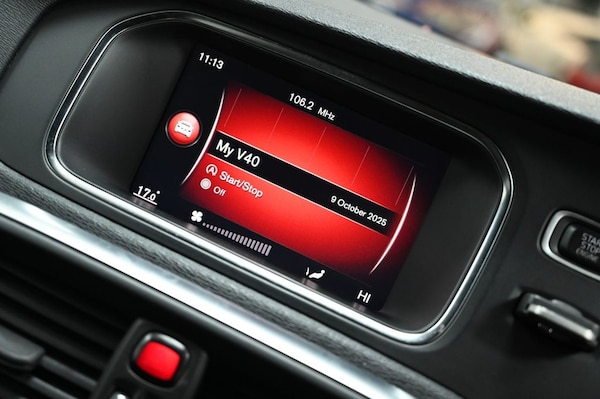 Used Volvo V40 2018 for sale - 76261381: Photo 15