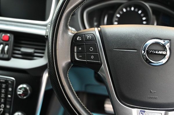 Used Volvo V40 2018 for sale - 76261381: Photo 21