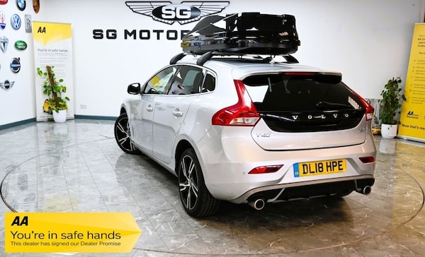 Used Volvo V40 2018 for sale - 76261381: Photo 2
