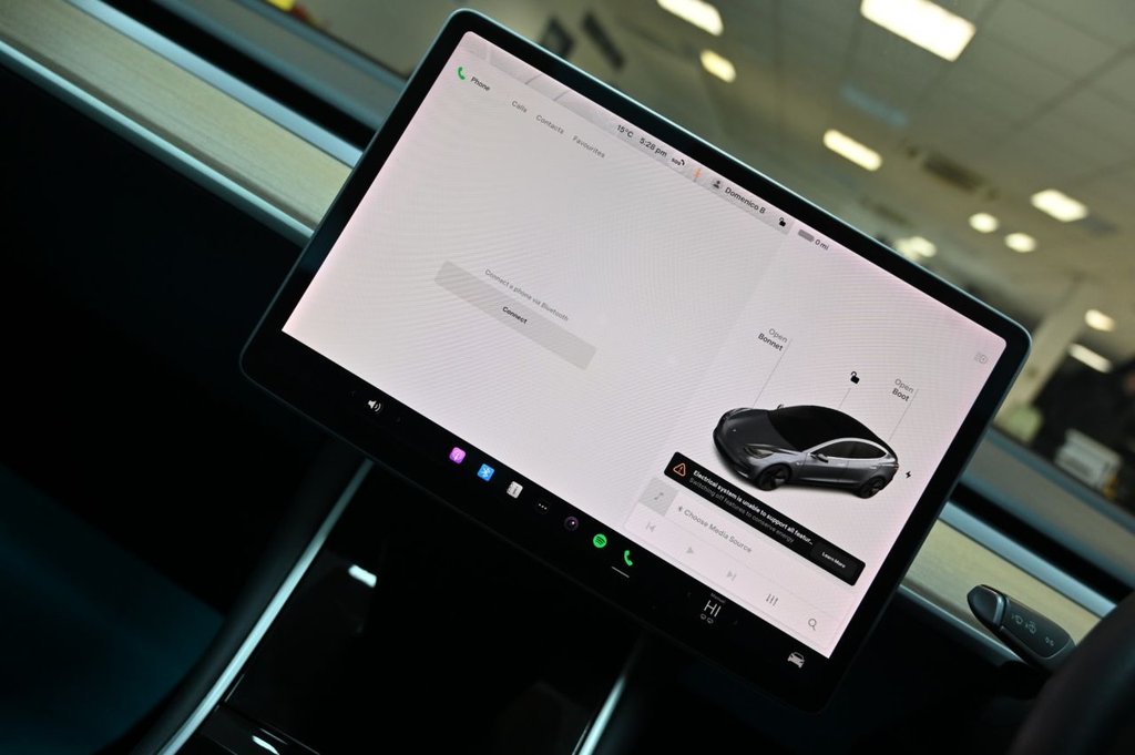 Used Tesla Model 3 2020 for sale - 77307410: Photo 19